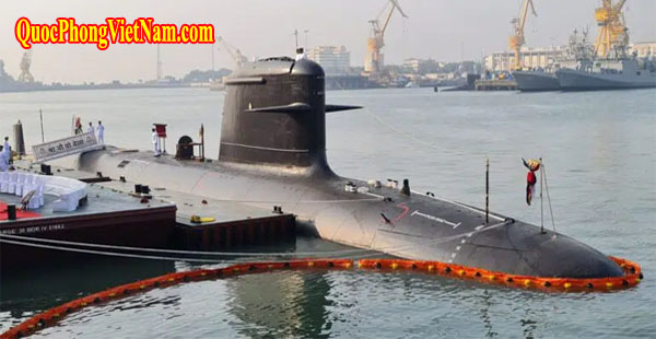 Ấn Độ biên chế tàu ngầm INS Vela lớp Scorpene - Indian Navy commissions submarine INS Vela